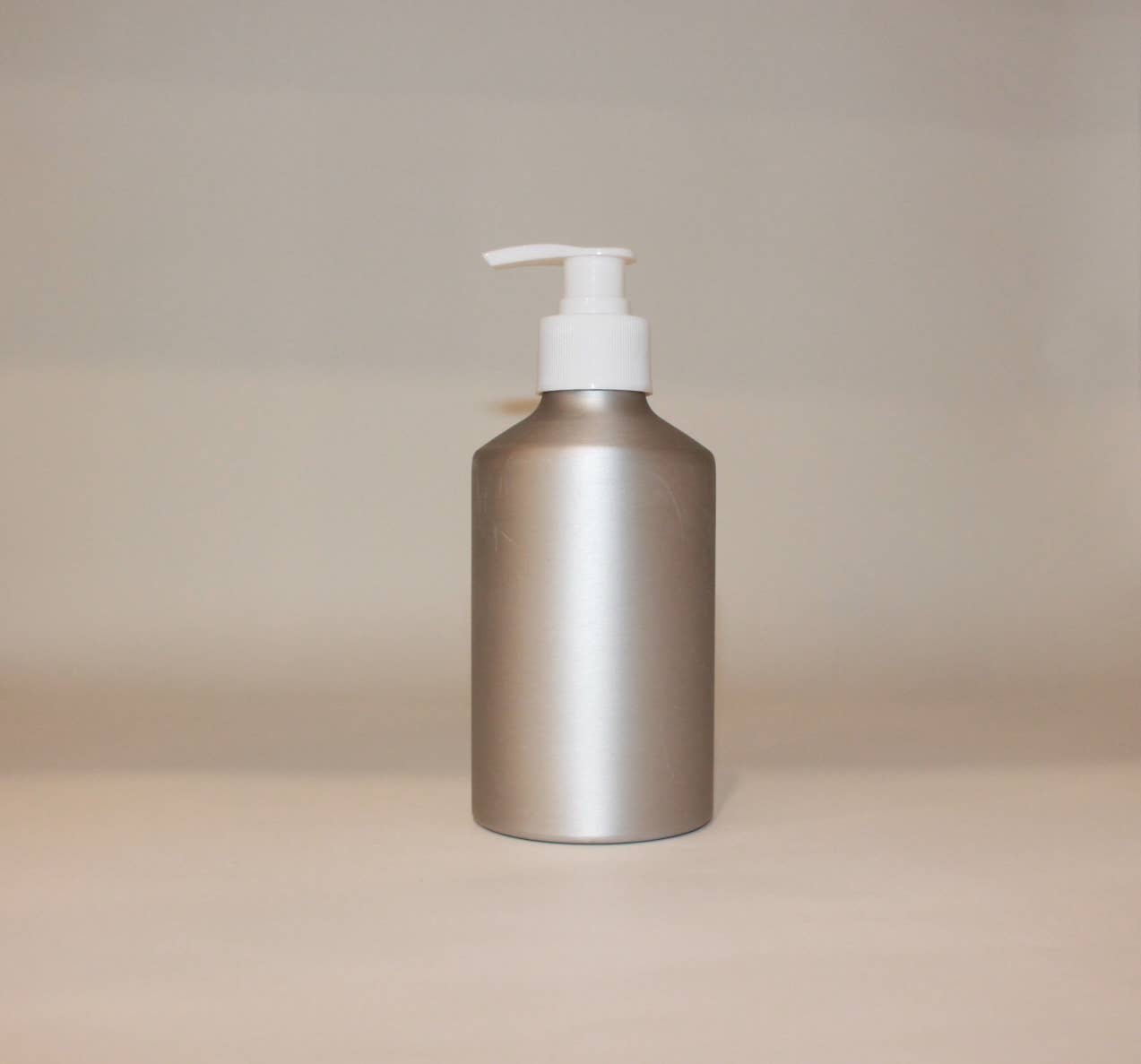 12 OZ ALUMINUM BOTTLE WITH PUMP