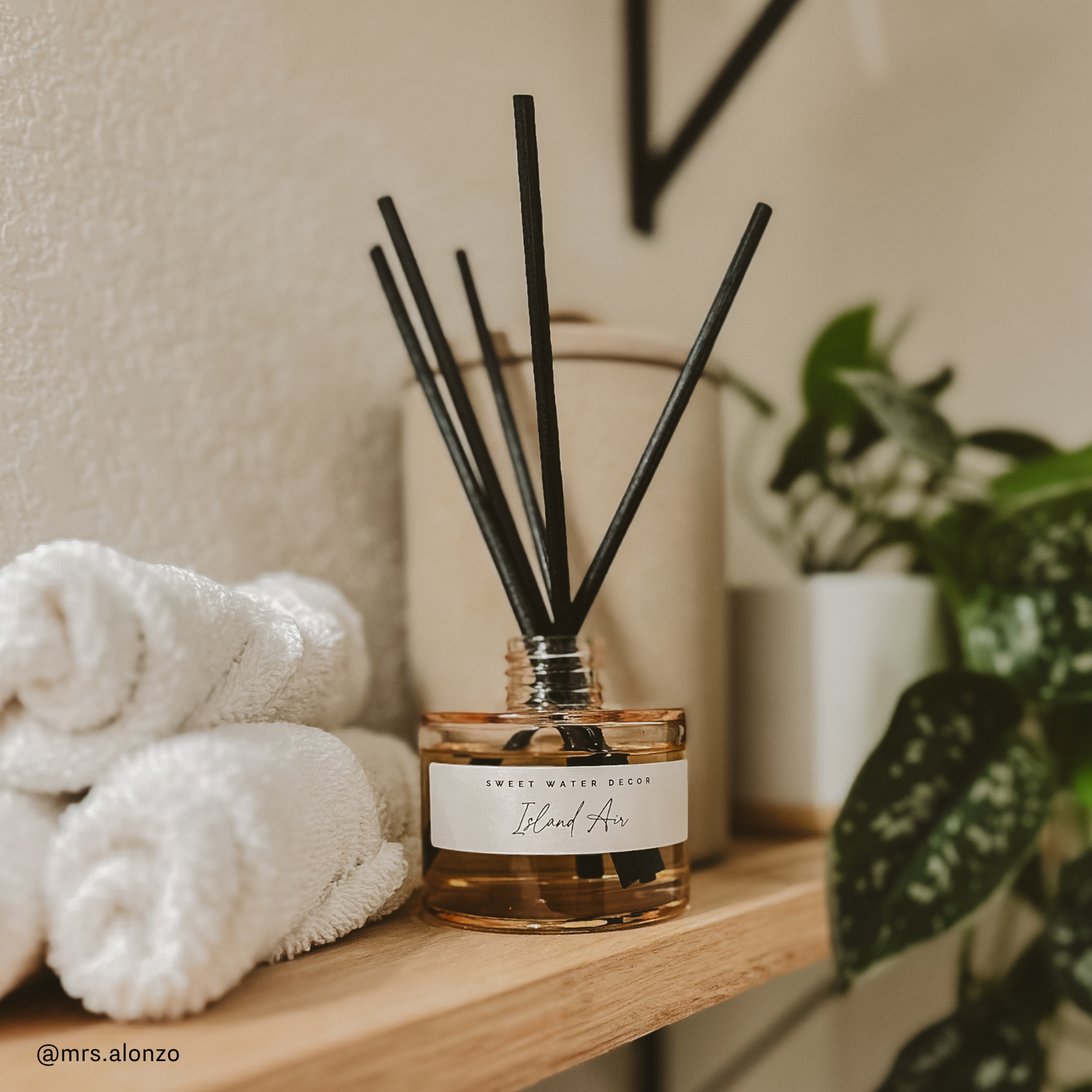 Sweet Water Decor - Island Air Reed Diffuser - Home Decor & Gifts