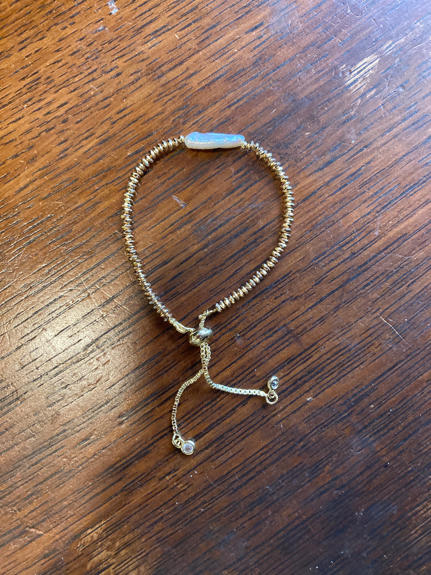 Adjustable Gold Bracelet W/ Stone