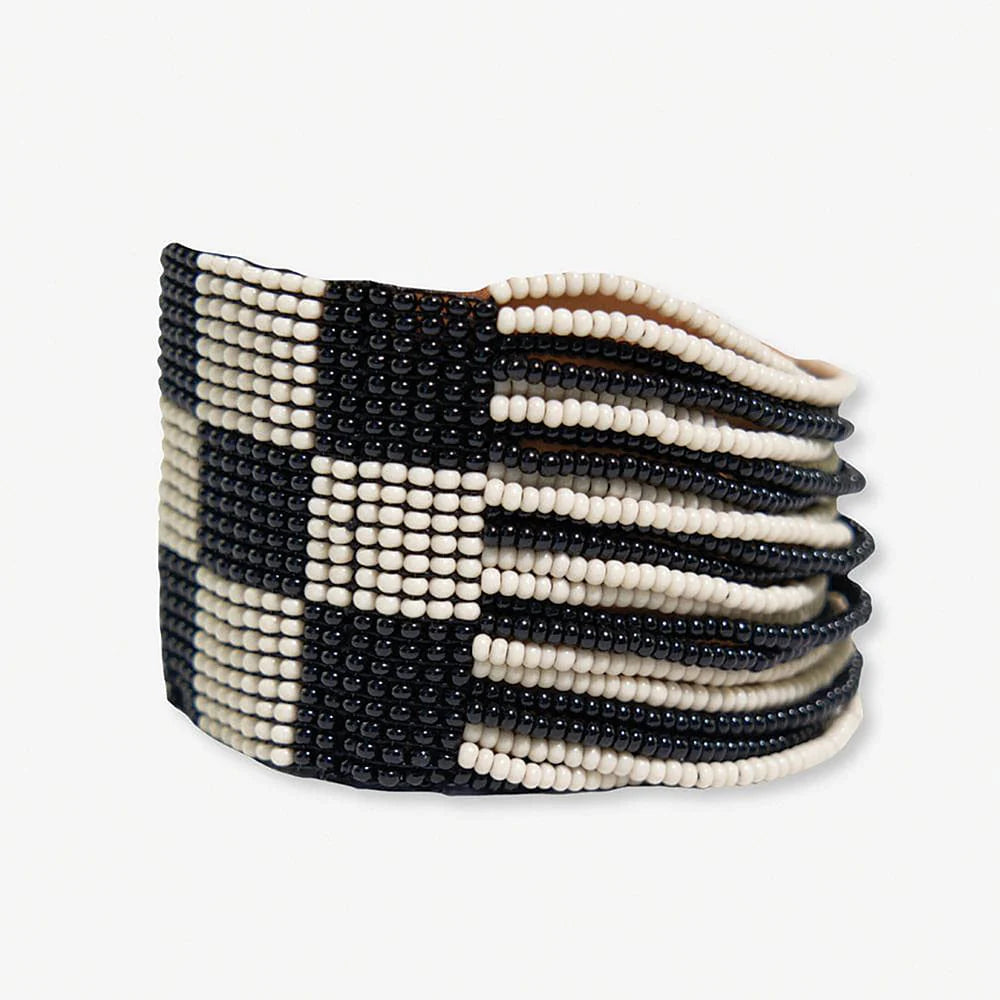 Olive checkered beaded stretch bracelet black