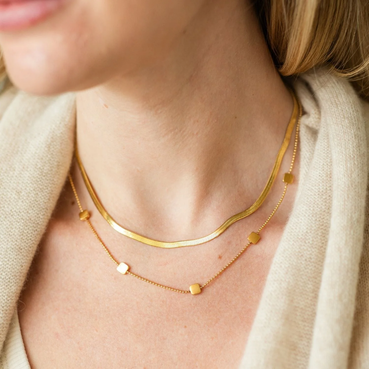 Splendid Iris - Double Layer Necklace - Snake Chain