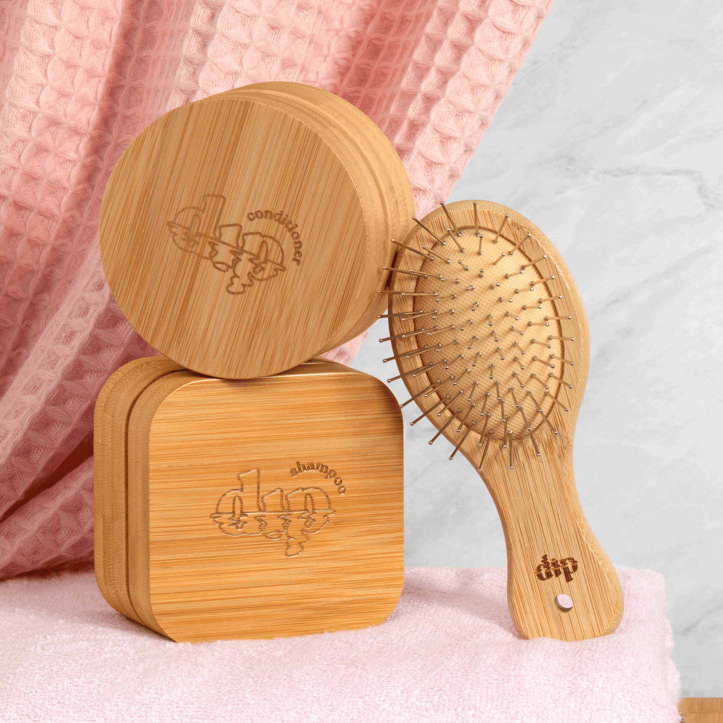Dip - NEW!!! Large Shampoo Travel Case with Coaster