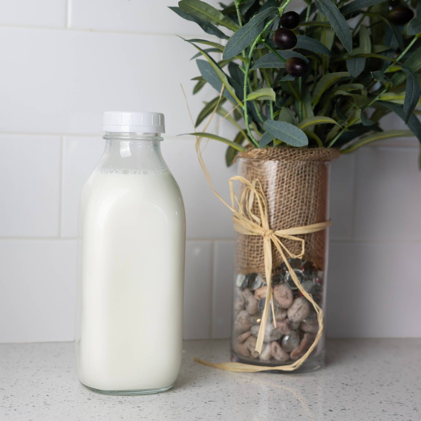 Fox Run Brands - Fox Run Classic Glass Milk Bottle With Lid, 32 oz or 1 Quart