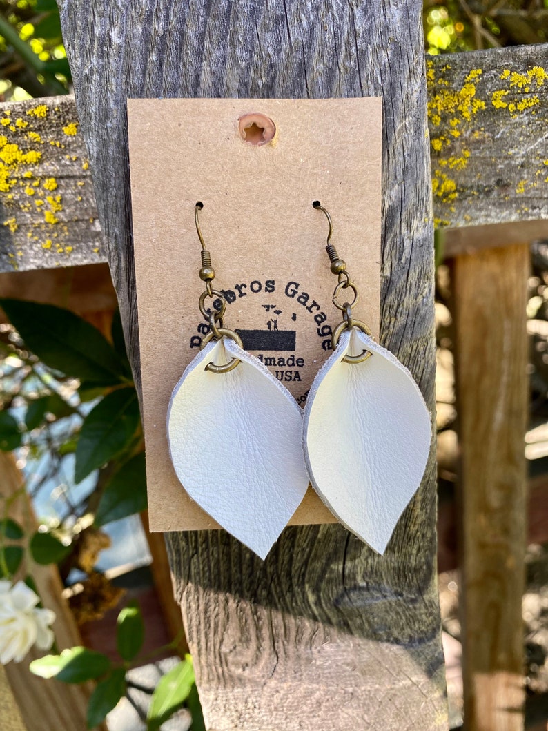 Leather Leaf Earrings (multiple color)