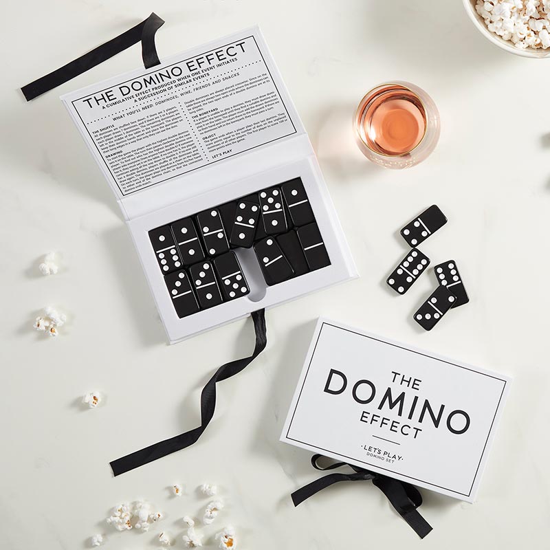 Girls Night In | Domino Set