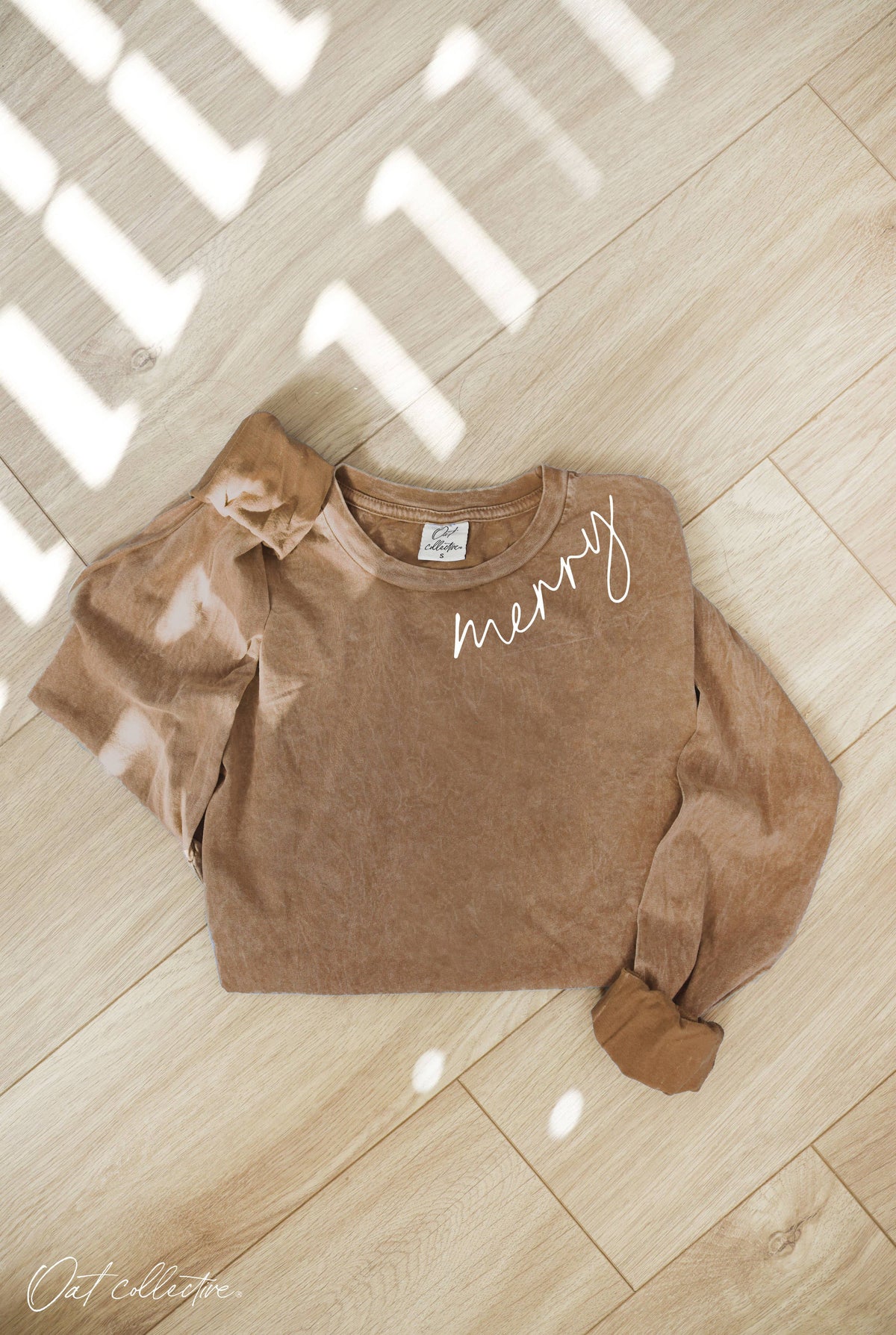 MERRY   Mineral Washed Long Sleeve Graphic