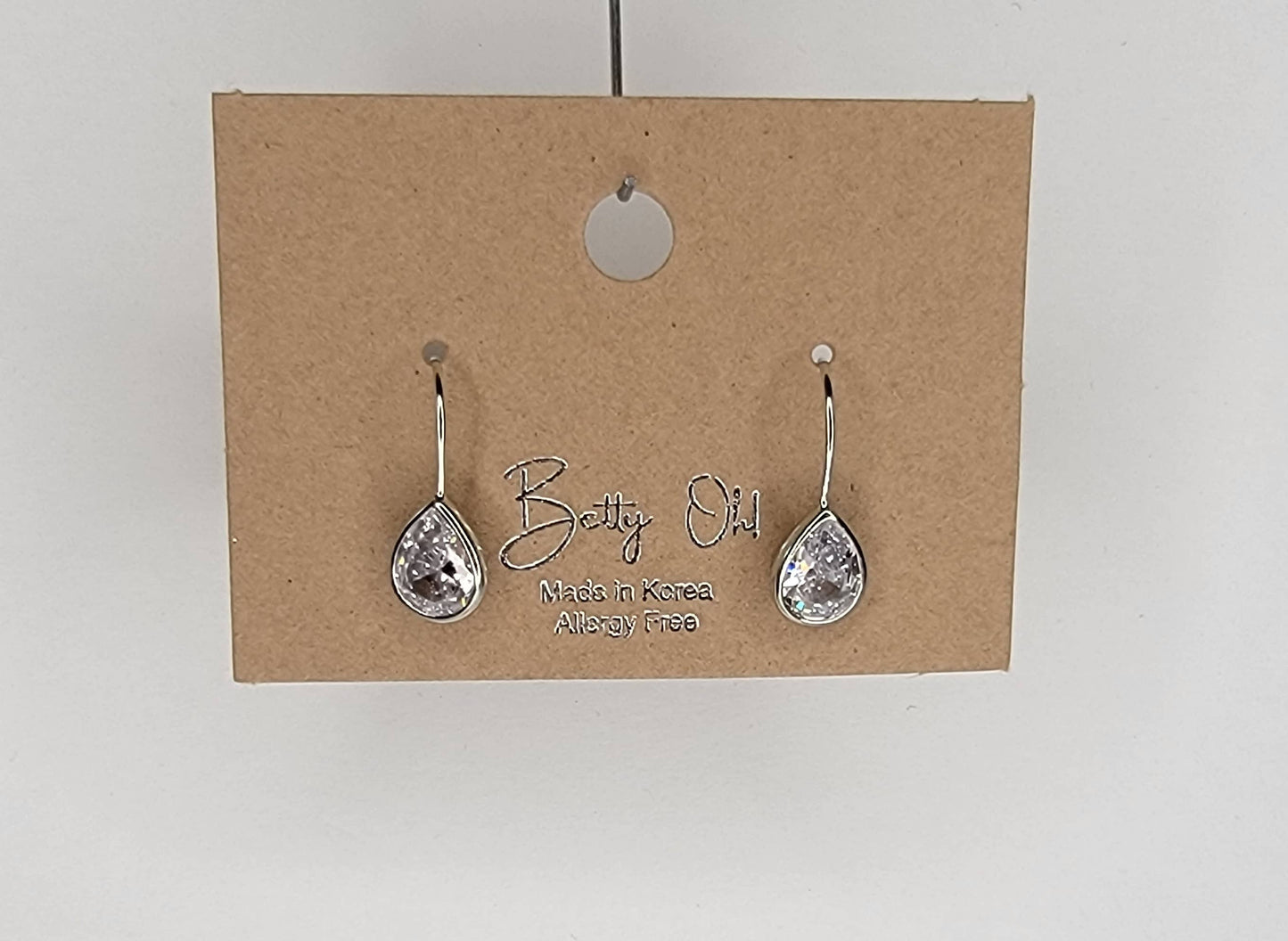 TEARDROP FISH HOOK EARRINGS.