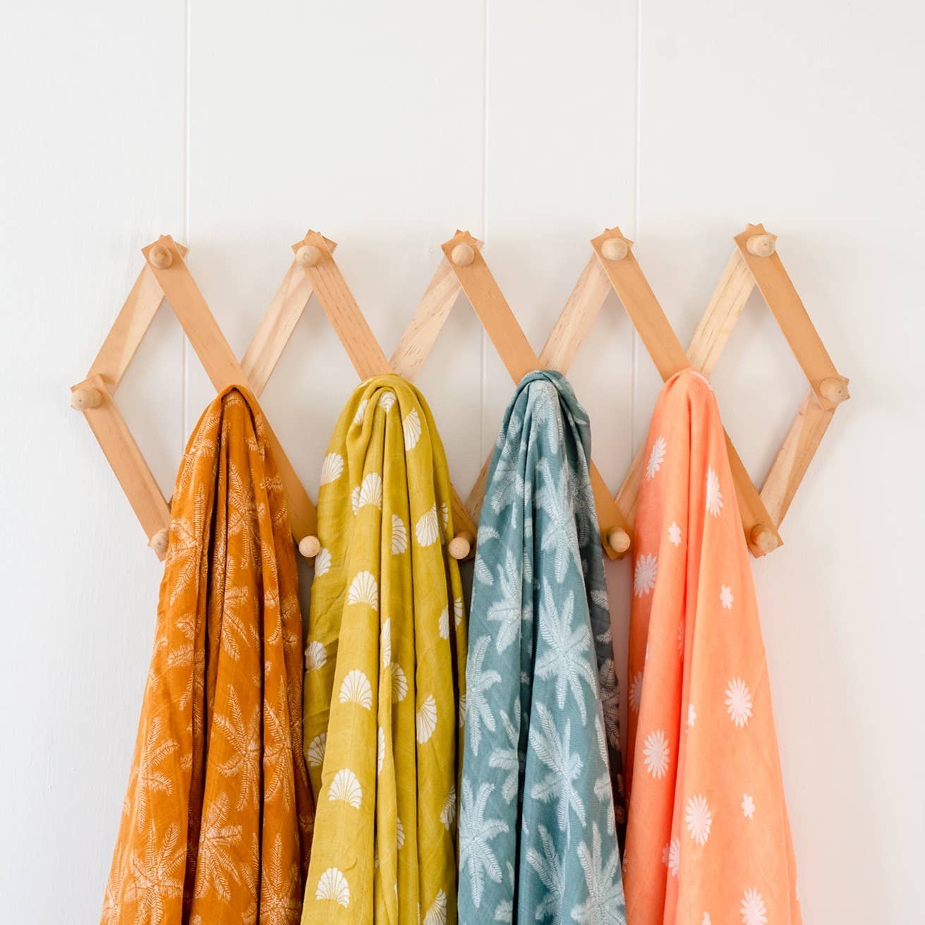 OB - Bamboo + Cotton Muslin Swaddle Wrap | Ginger - Palm Print