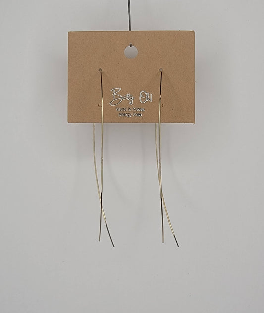 FISH SHAPED LONG WIRE HOOP EARRINGS.
