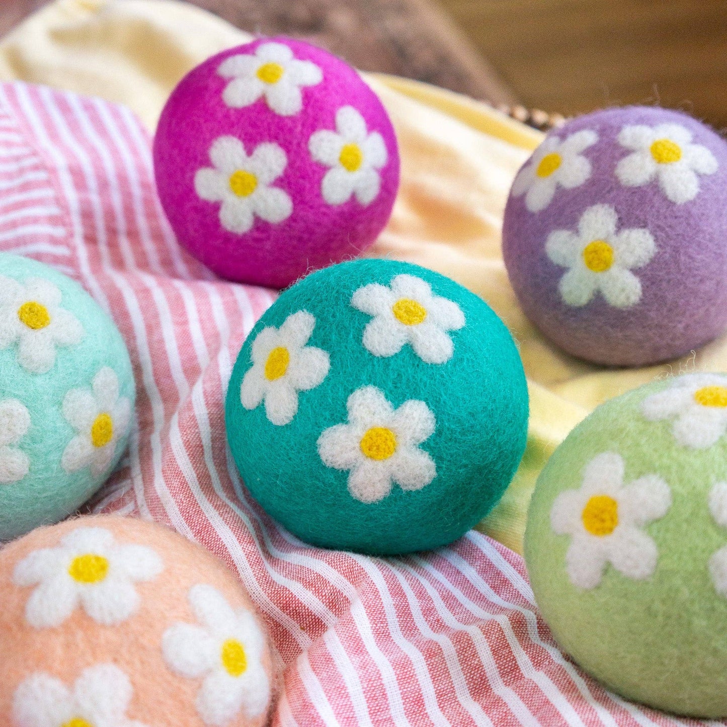 Daisy Flower Eco Felt Wool Dryer Balls - Set of 6