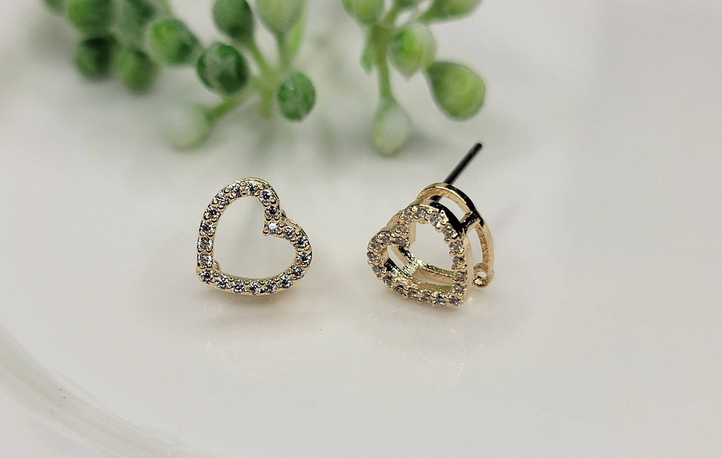 Skeleton Heart Style Post Earring
