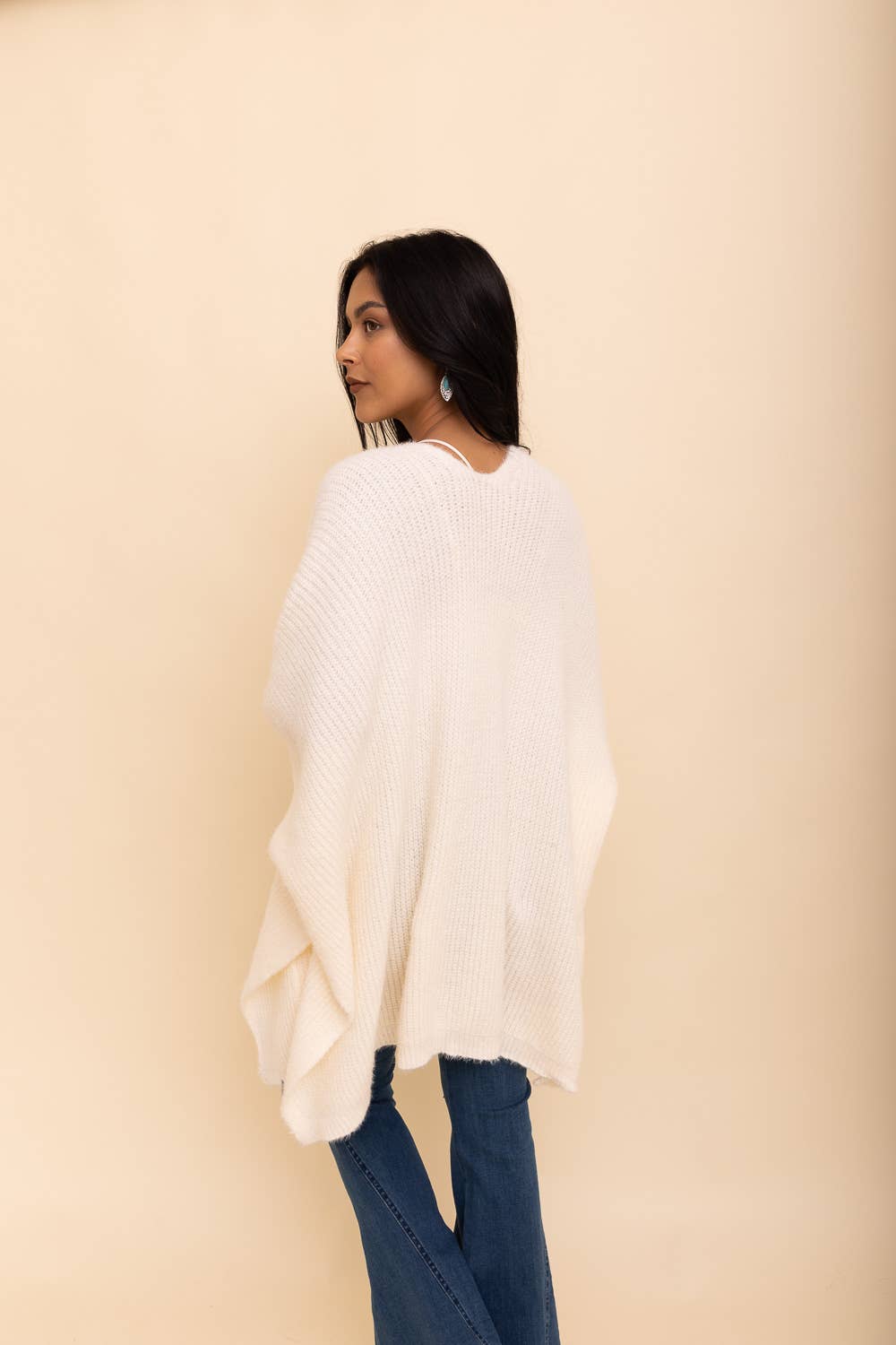 Leto Accessories - Chic Boucle Cozy Cardigan Poncho – Perfect for Fall & Winter