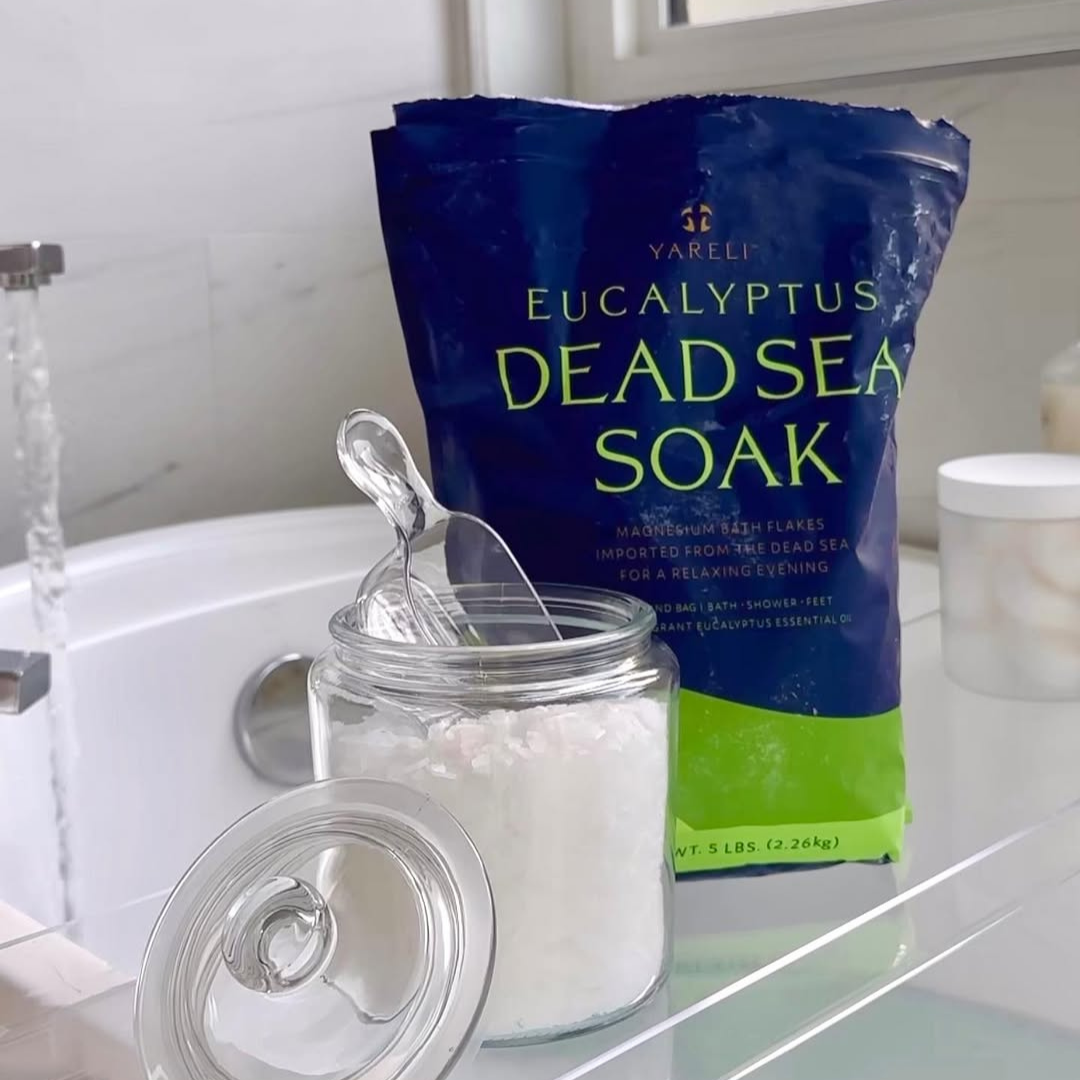 Bath Flakes | Eucalyptus Dead Sea Magnesium