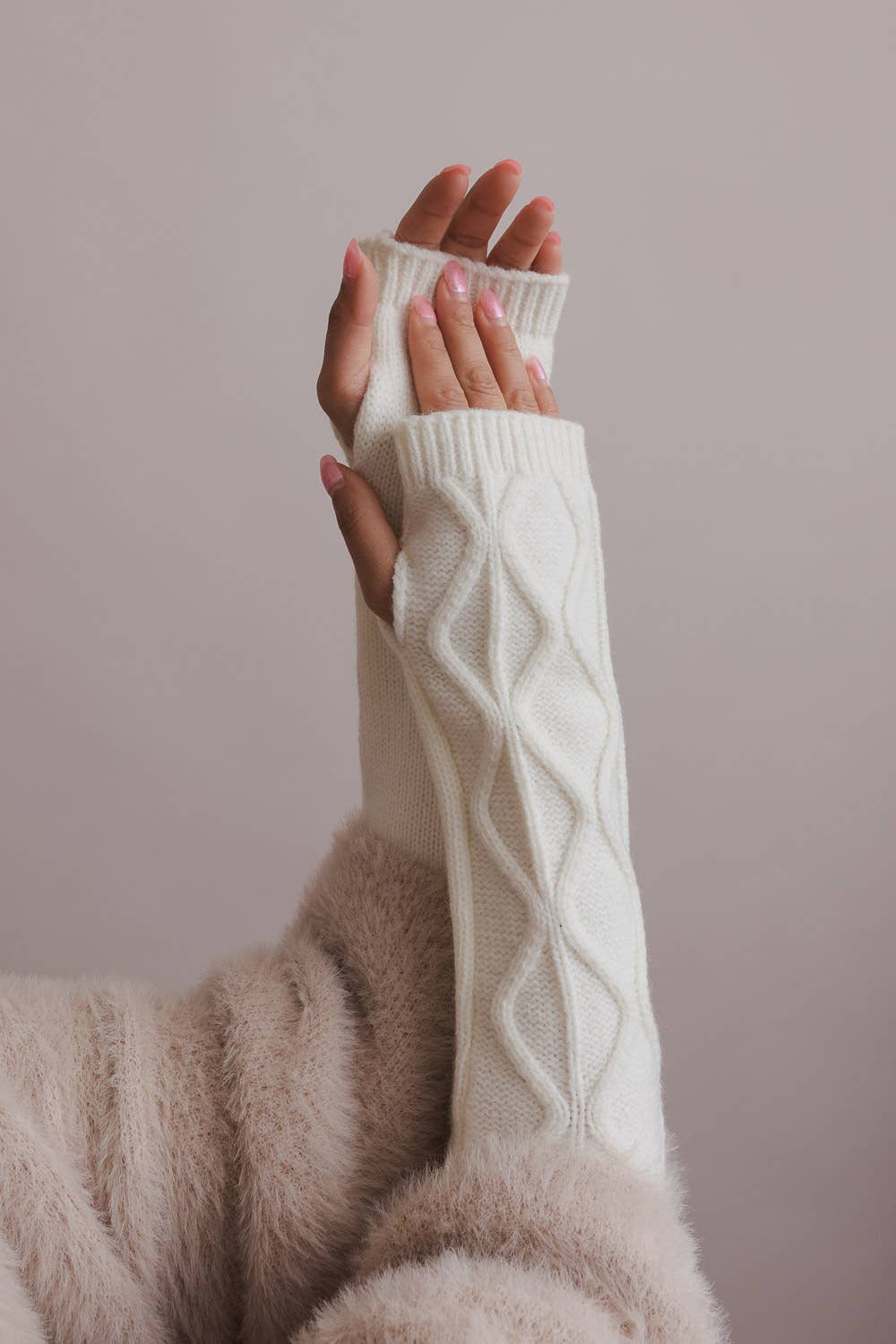 Aran Soft Knitted Arm Warmer: Blush