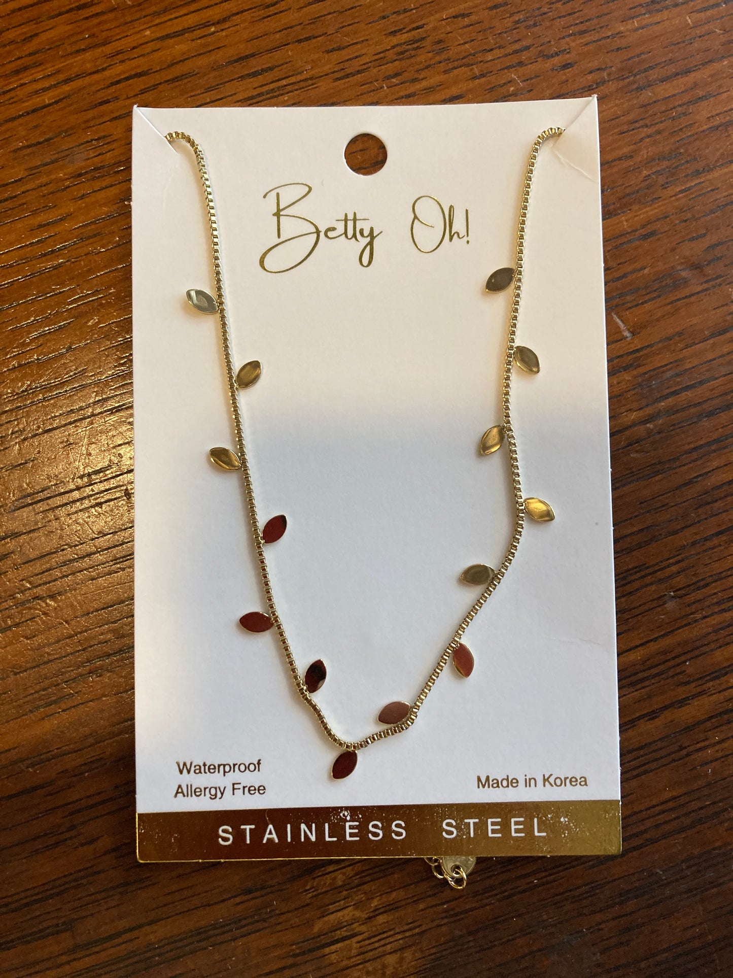 Leafy Necklace | Stainless steel | Waterproof | Allergy free