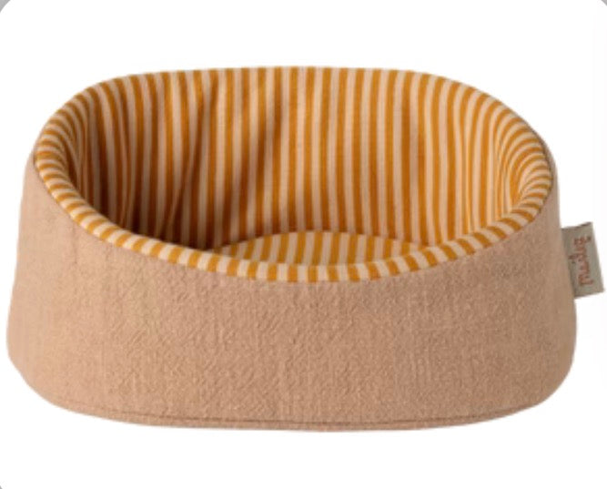 Pet Basket | Powder