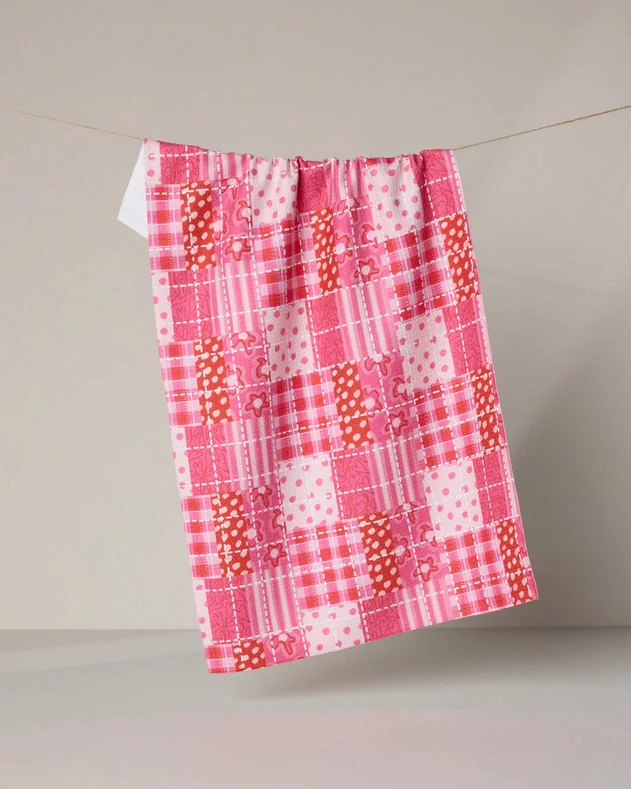 Amor Amor Tea Towel