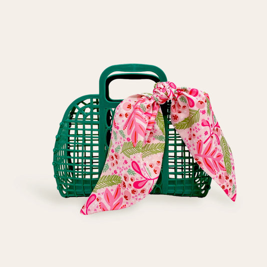Jelly Baskets with Scarf |