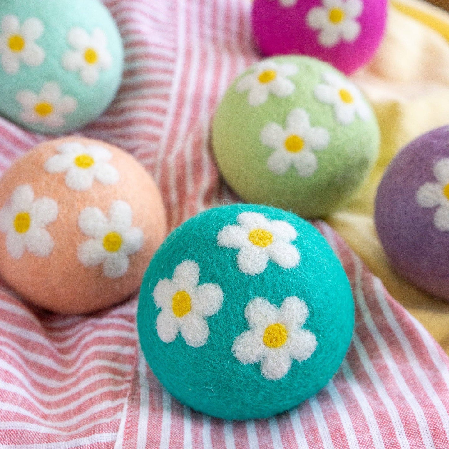 Daisy Flower Eco Felt Wool Dryer Balls - Set of 6