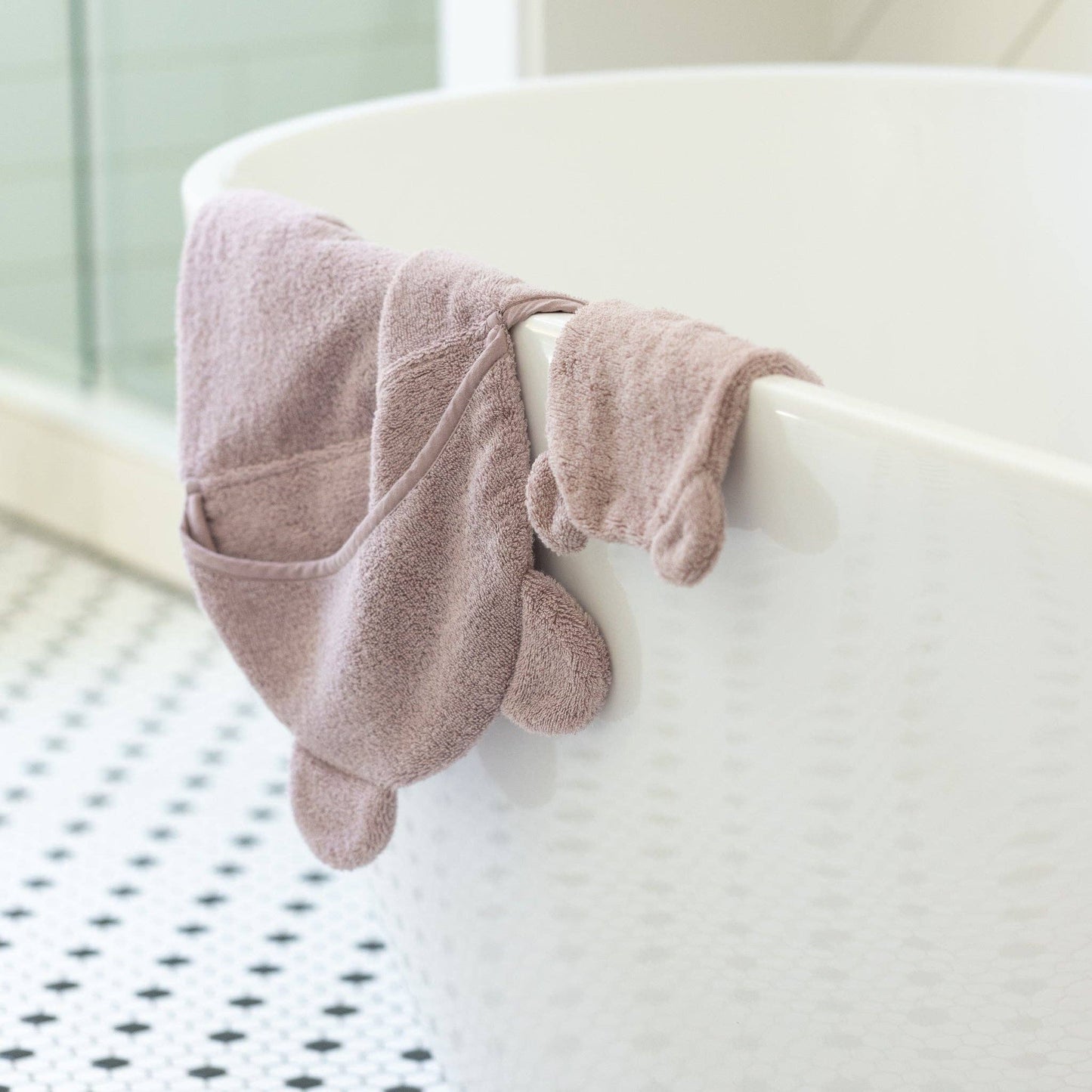 Bella Tunno - Hooded Towel + Wash Mitt Set Orchid