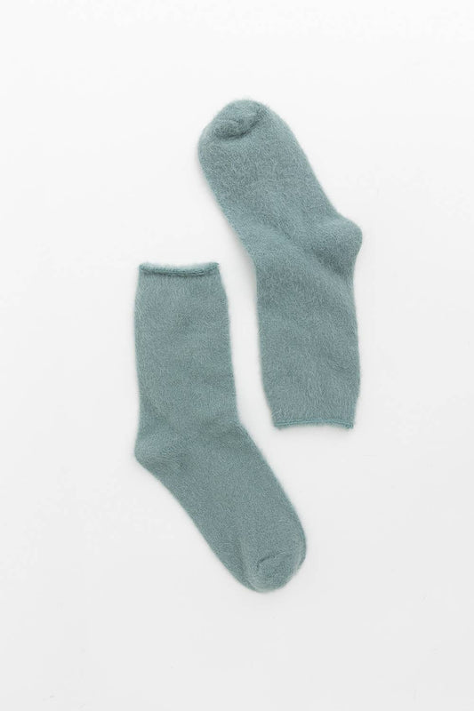 Fall & Winter Fuzzy Crew Socks – Ideal for Christmas Gifting