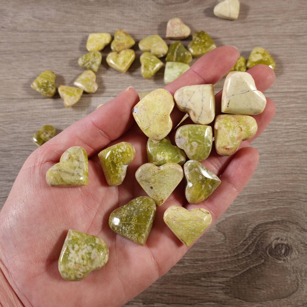 Small Hand-Carved Gemstone Hearts – Wholesale Crystal Heart