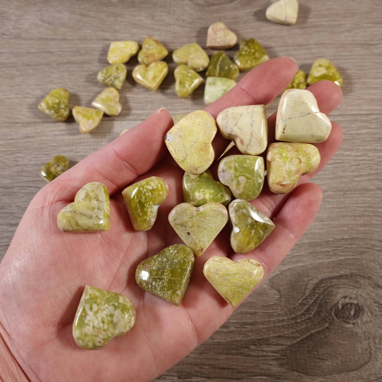 Small Hand-Carved Gemstone Hearts – Wholesale Crystal Heart