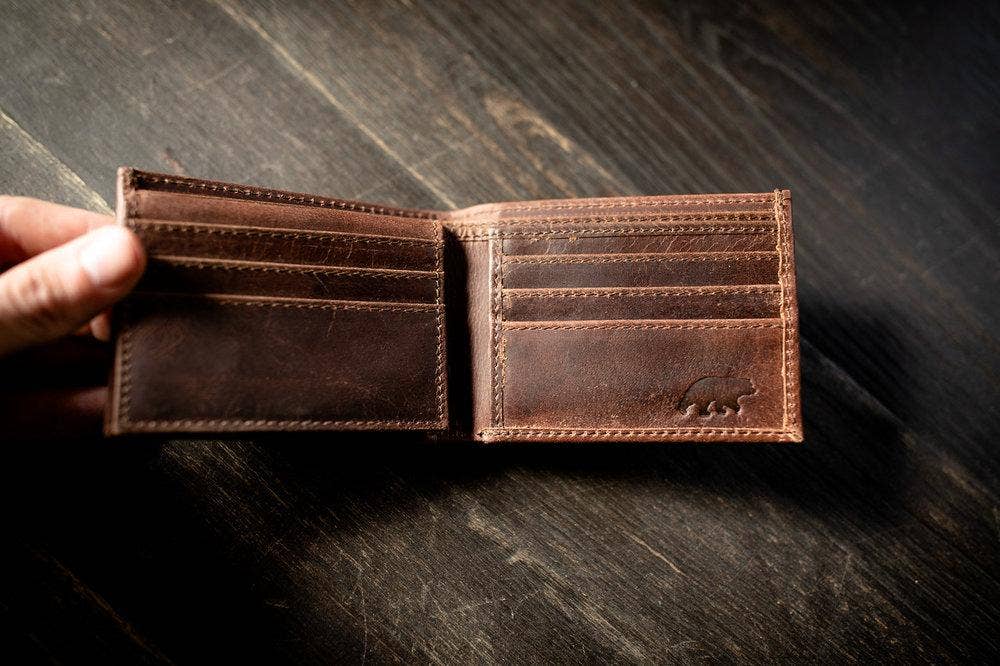 Kodiak Leather - Bifold Leather Wallet