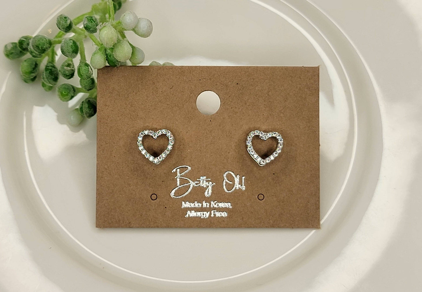 Skeleton Heart Style Post Earring