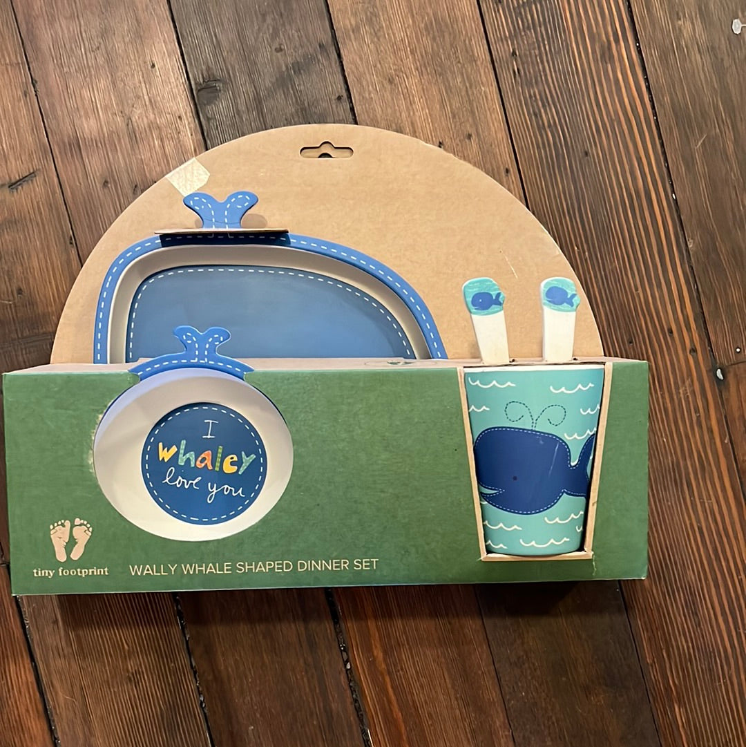 Wally Whale Child's Dinner Set
