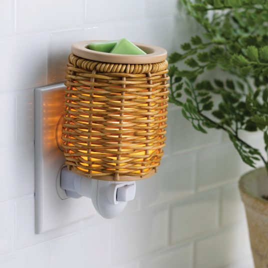 Plug-in Fragrance Warmer | Wicker Lantern