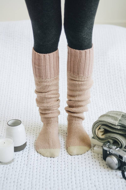 Open Work Two-Tone Lounge Socks: Pink